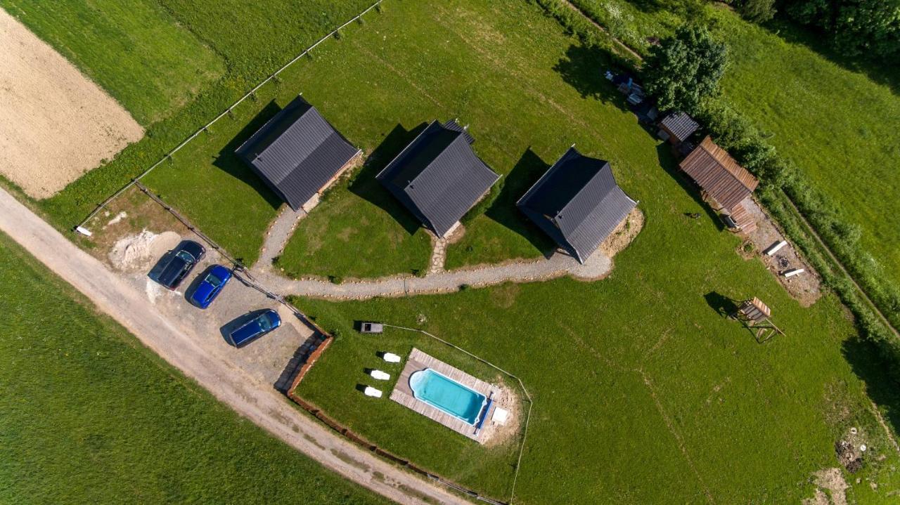 Chatki Niwki U Zboja Кросченко Экстерьер фото
